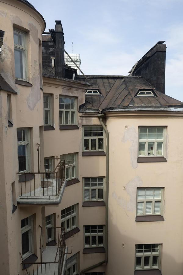 2ndhomes 1br Center *